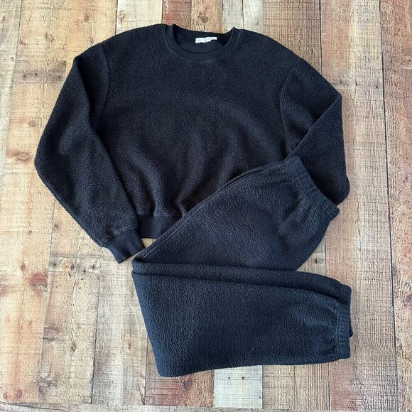 Good American Black Sherpa Fleece Sweatshirt & Joggers Set Size 1 - Picture 1 of 12